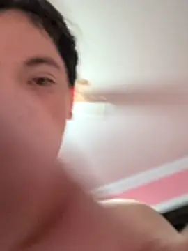 Deeplong25 live cam on StripChat