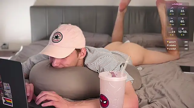 davey_ebash live cam on StripChat