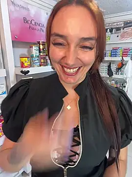 swmilena_hot_ live cam on StripChat