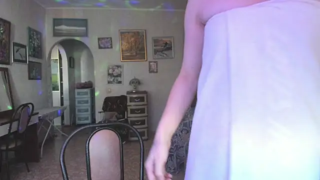 milliKira006 live cam on StripChat