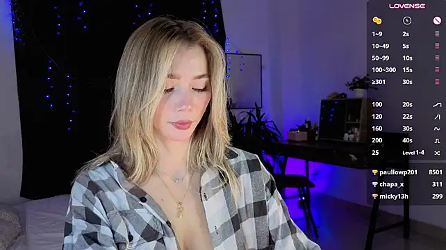 AmelieAxie live cam on StripChat