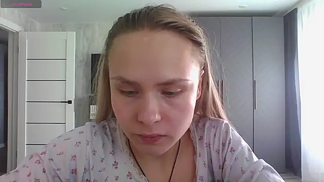 Annie_Cohn live cam on StripChat