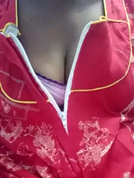 Tamilhot_janu live cam on StripChat