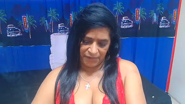INDIANFUSION live cam on StripChat
