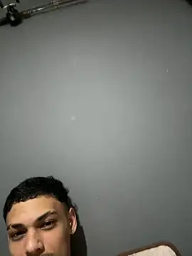 ylegal77