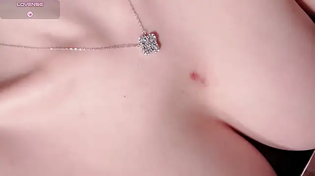 Iaqybbaqlxyaoazxc--- live cam on StripChat