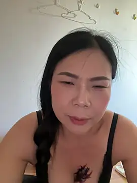 yangcongss live cam on StripChat