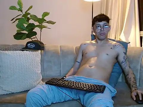 tonysexyboy live cam on StripChat