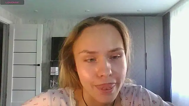 Annie_Cohn