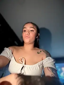 Isabella-Teen