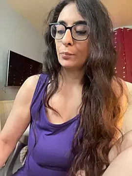 Curvy_bigtitts