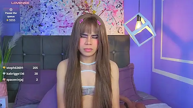 Modella: emma_cut3_