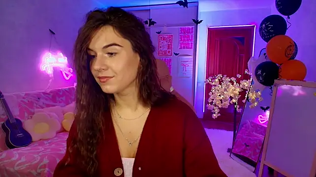 luna_lust_212 live cam on StripChat
