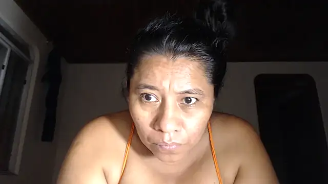 adrixxx38 live cam on StripChat