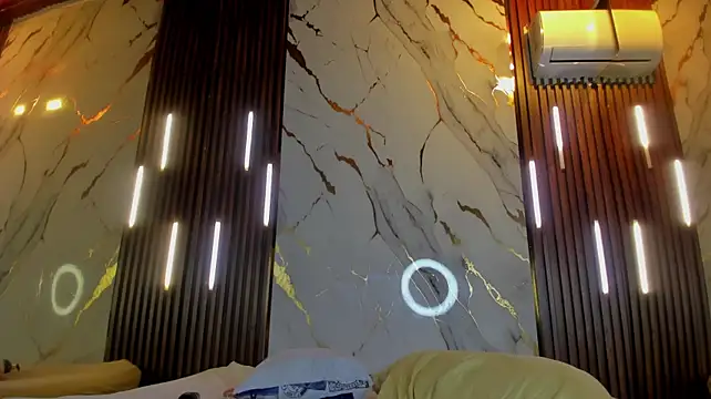 samanthaferrer_'s live room