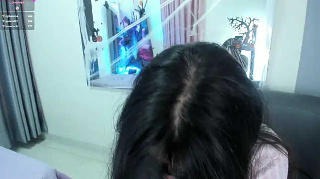 rosee_smithh live cam on StripChat