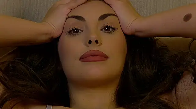 DizzyTara webcam