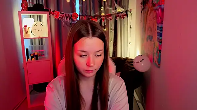 RileyBloomss live cam on StripChat
