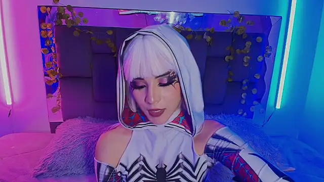 Giaa_Moretii live cam on StripChat