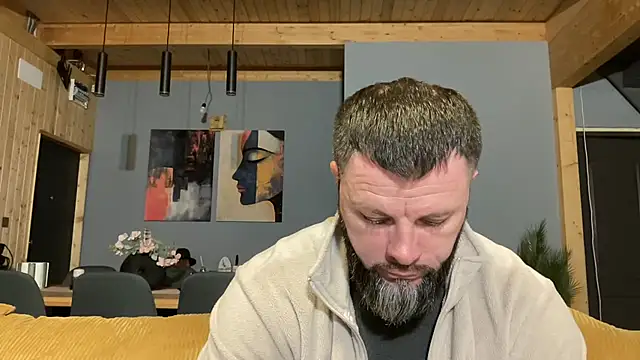 AlphaSparks on Stripchat
