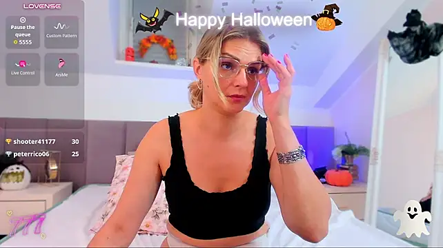 AshleyStorm_ live cam on StripChat