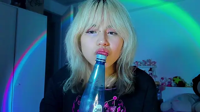 Akane-Mou live cam on StripChat