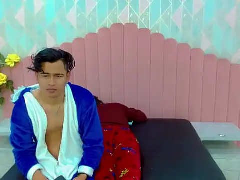 PassionParty_ live cam on StripChat