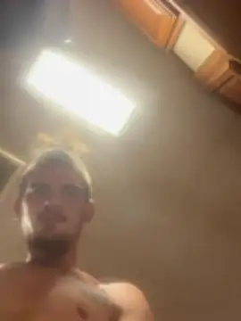 BabyGiraffe25 live webcam