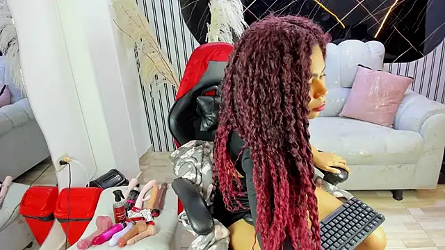 Ammy_Woodd
