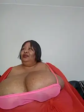 nancy111 live cam on StripChat