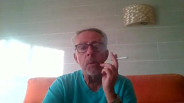 tuggy59 live cam on StripChat