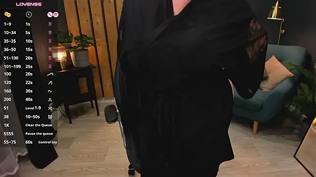 Monica_Rayyy live cam on StripChat