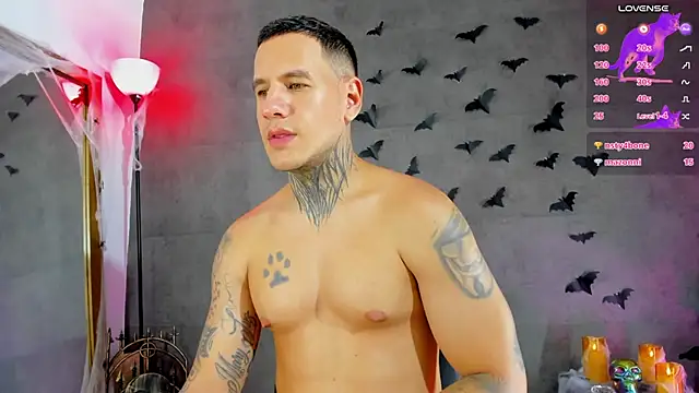 BadLiam_ live cam on StripChat