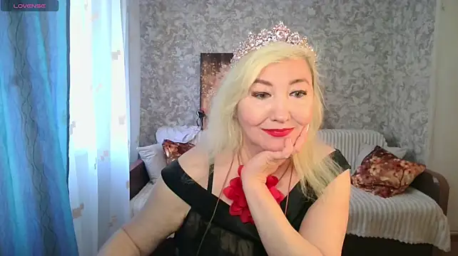 LadyKriss live cam on StripChat