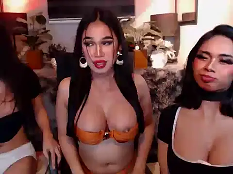 SluttyFilthyAlexa live cam on StripChat
