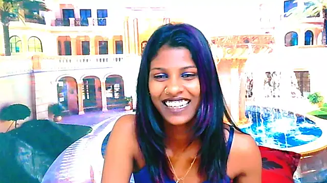 IndianSilkySpice live cam on StripChat