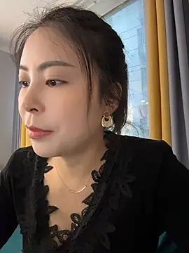 YaoYao8888 live cam on StripChat
