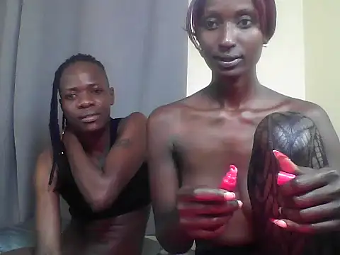 BlackDivas2_ live cam on StripChat