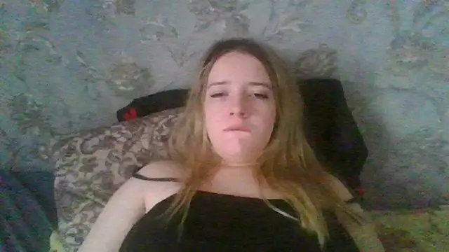 ViolaCandy live cam on StripChat