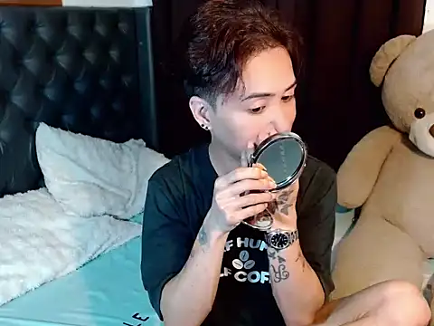 Skye_23 live cam preview