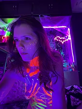 Lilactease live cam on StripChat