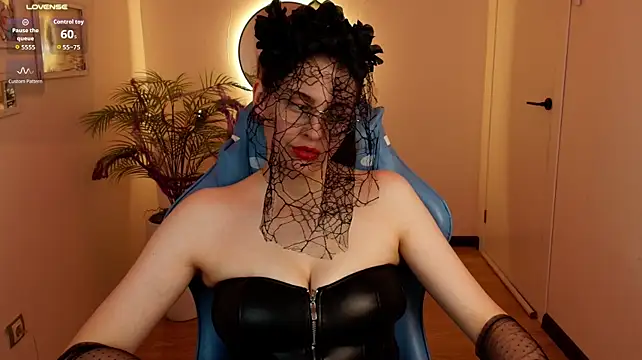 LikaSoul live cam on StripChat