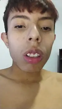 liamkozy live cam on StripChat