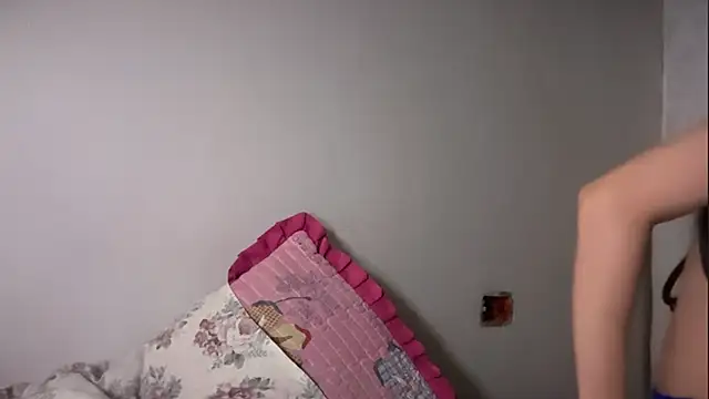 angel_skye live cam on StripChat