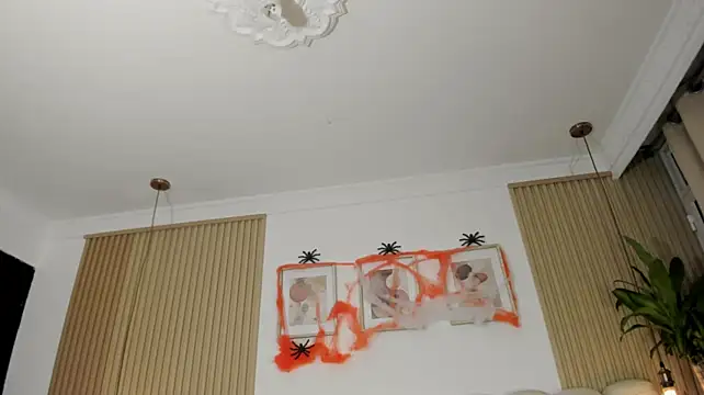 eve_queen_