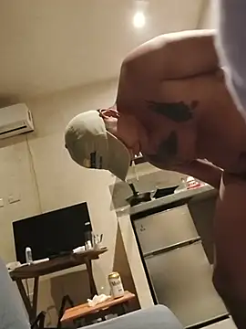 ricgove live cam on StripChat
