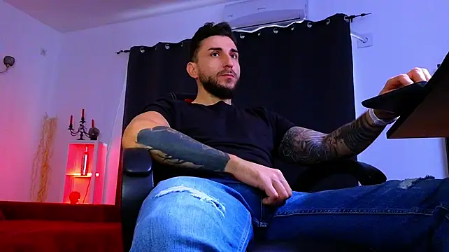 MightyAaron66 webcam
