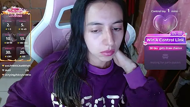 Maggie_Fox3 Lovense dildo toy show