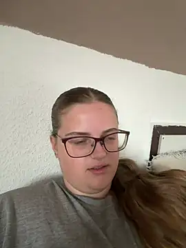 CurvyPaar2 live cam