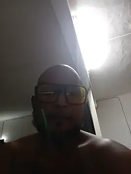 FEthanRThom_ on Stripchat